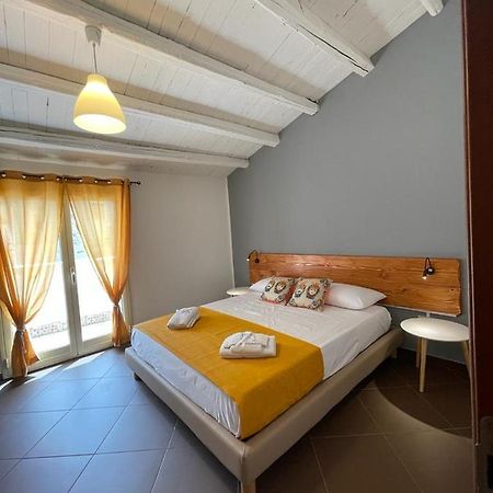 Sweet Life Aparthotel Palermo Bagian luar foto