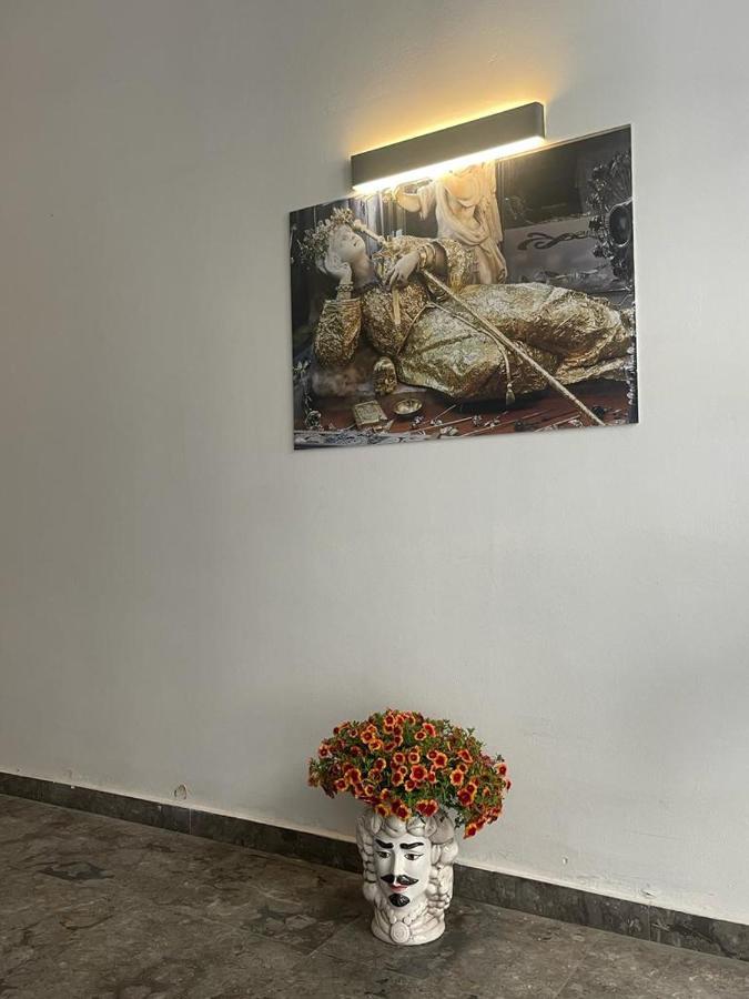 Sweet Life Aparthotel Palermo Bagian luar foto